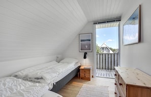 3 bedrooms, free WiFi - Awesome home in Thisted with kitchen (Thisted)