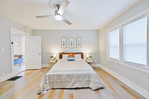 4 bedrooms, desk, iron/ironing board, travel cot