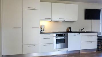 Refrigerador, parrilla de estufa y lavavajillas