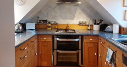 1 Bed Lodge - Sleeps 2 - Parking - Wifi