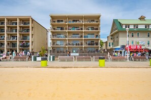 Exterior - 2 br 2 bath, ocean and boardwalk front at 3rd St / large balcony (Ocean City)
