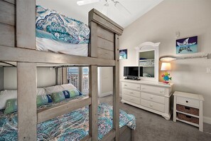 3 bedrooms, iron/ironing board