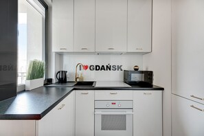 Luxury Apartment | Private kitchen | Cookware/dishes/utensils