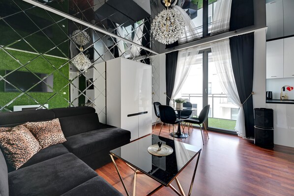 Luxury Apartment | Living area
