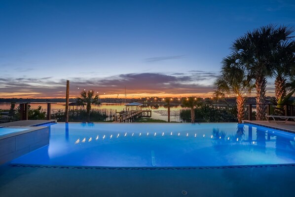 Outdoor pool, a heated pool