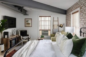 1 soverom, strykejern/-brett, wi-fi og sengetøy