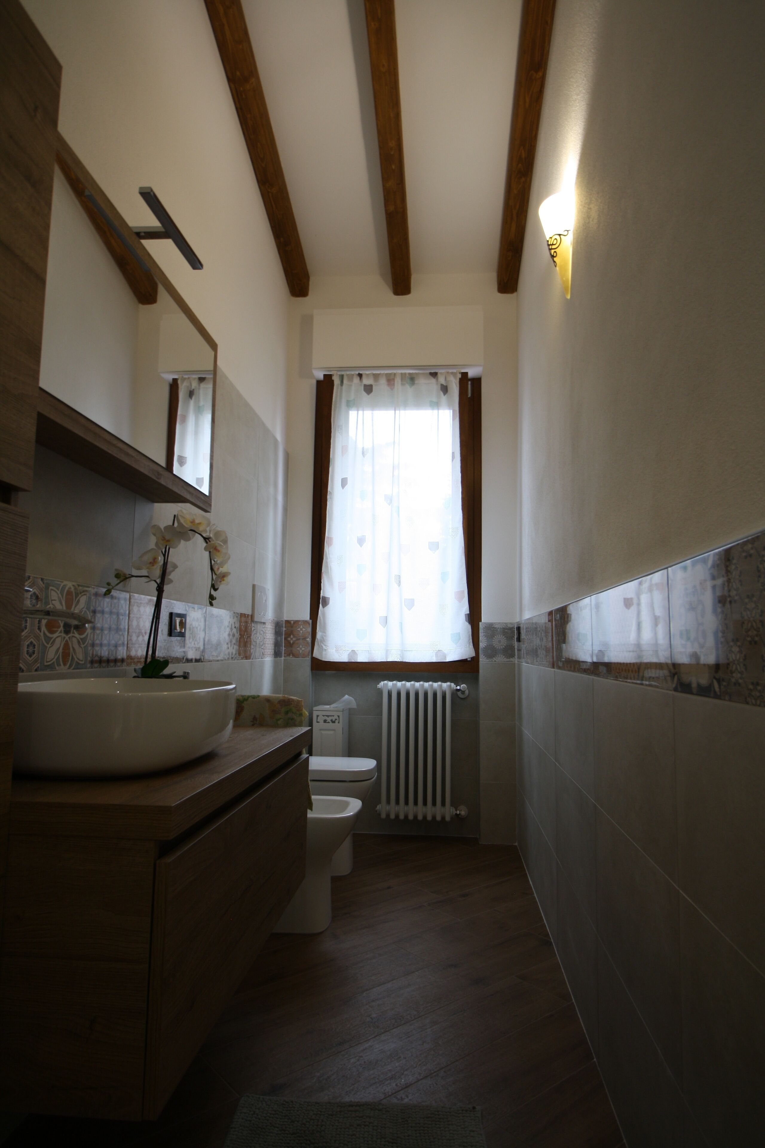 Shower, jetted tub, hair dryer, bidet