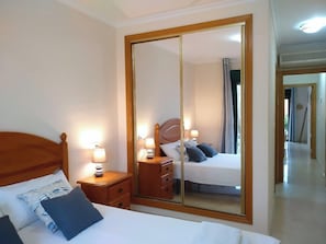 2 bedrooms, iron/ironing board, free WiFi - Holiday Apartment - Javea Puerto - 2bedr 2 Bath (Javea)