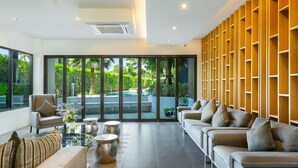 Lounge - Aristo Condo in Surin A609 (Choeng Thale)