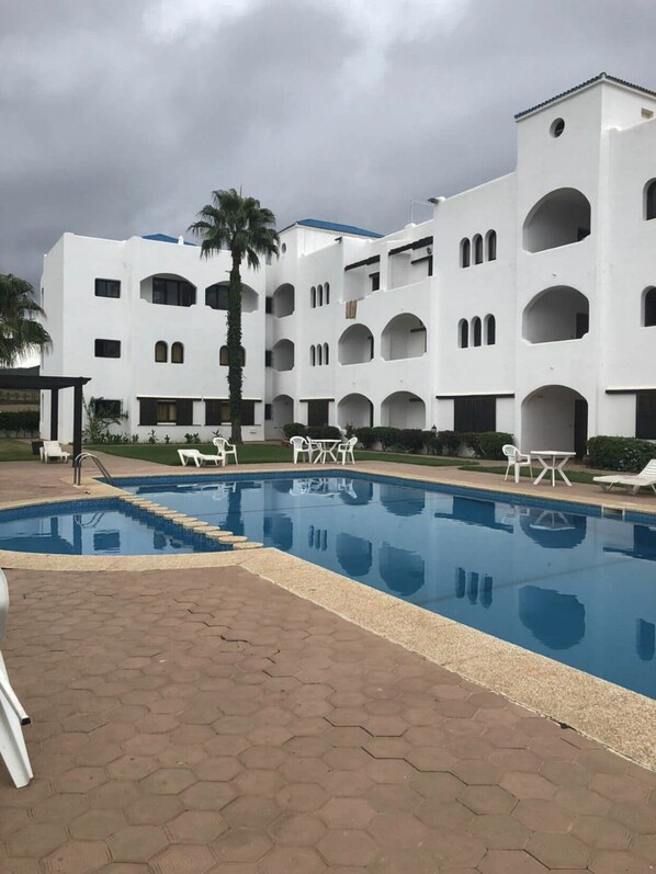 Apartment | Pool | Outdoor pool - Inviting 2 Rooms Apartment in Route Marina Smir (Allyene)