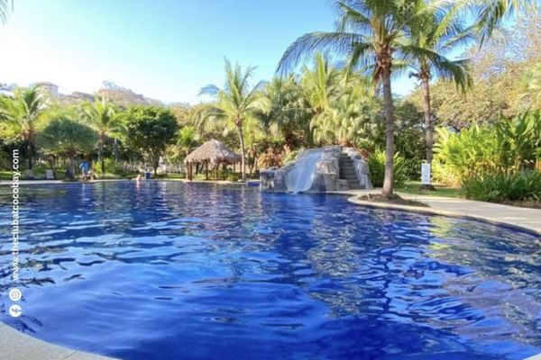 Pool at The Club at CoCoBay Estates