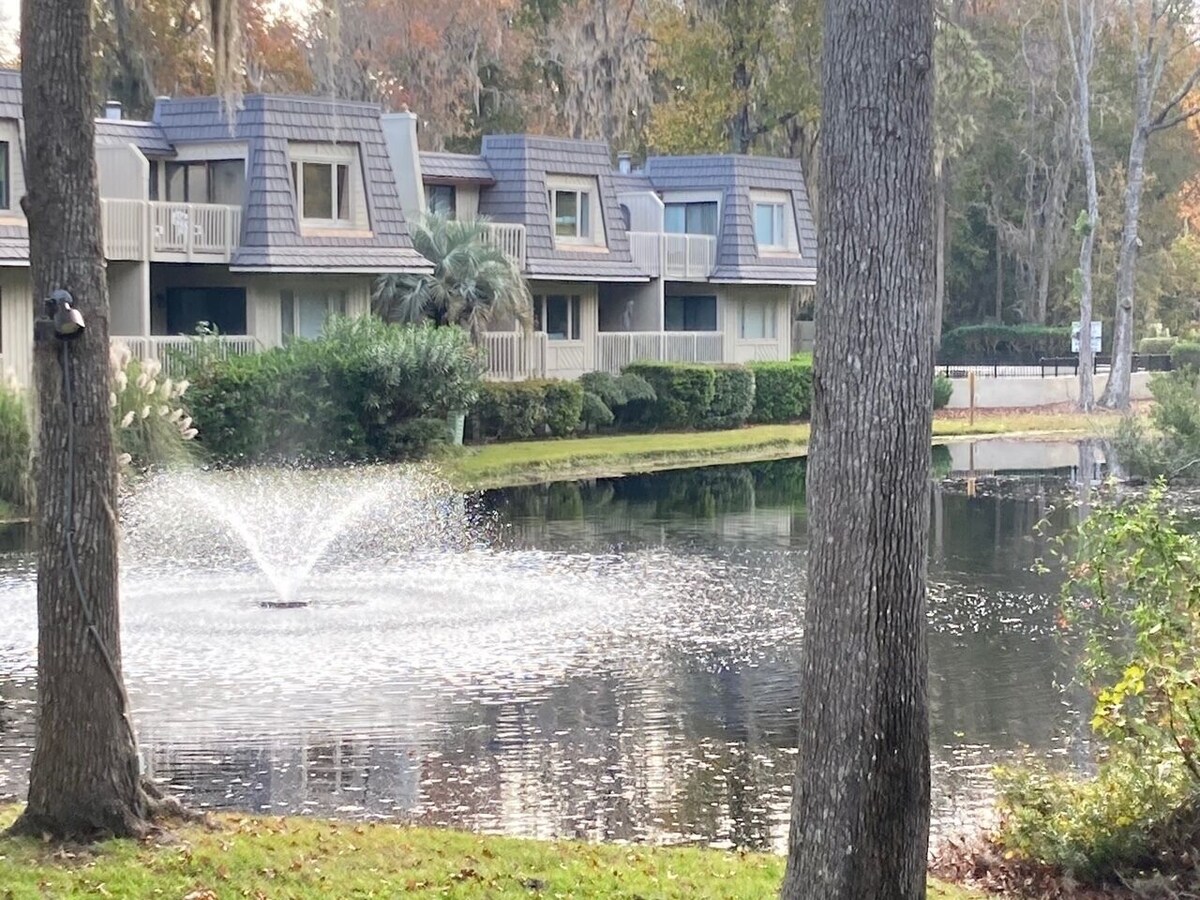 Big, beautiful home; 3 King bedrooms with granite and glass en suite baths.