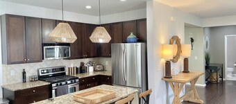 Cary Luxury Home-Fenced yard-POOL!!!
