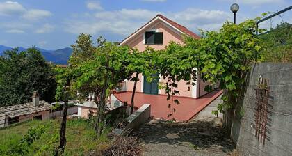 VILLA VICINUS - 120 sq m - parking - garden - air conditioning - panoramic view