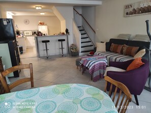Living area - The Joys of Country Living: A Spacious and Bright Apartment in the Countryside (Vendresse)