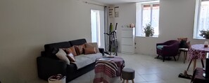 Living area - The Joys of Country Living: A Spacious and Bright Apartment in the Countryside (Vendresse)