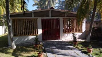 Enceinte de lâhĂ©bergement