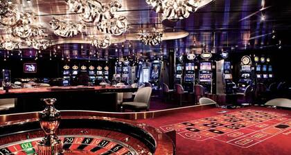 Serendipity, Sauna,Swimming Pool & Hot Tube, billiard, Secluded