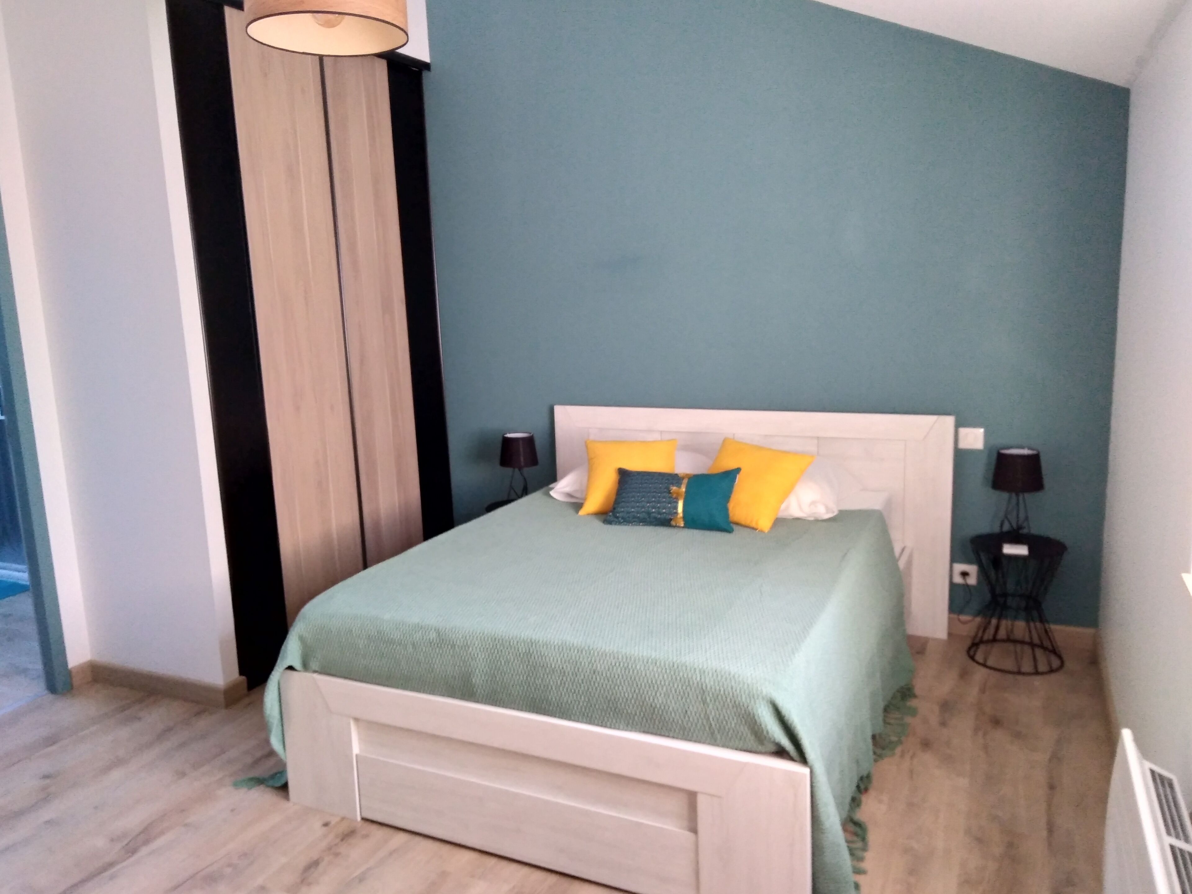 2 chambres, Wi-Fi gratuit, draps fournis