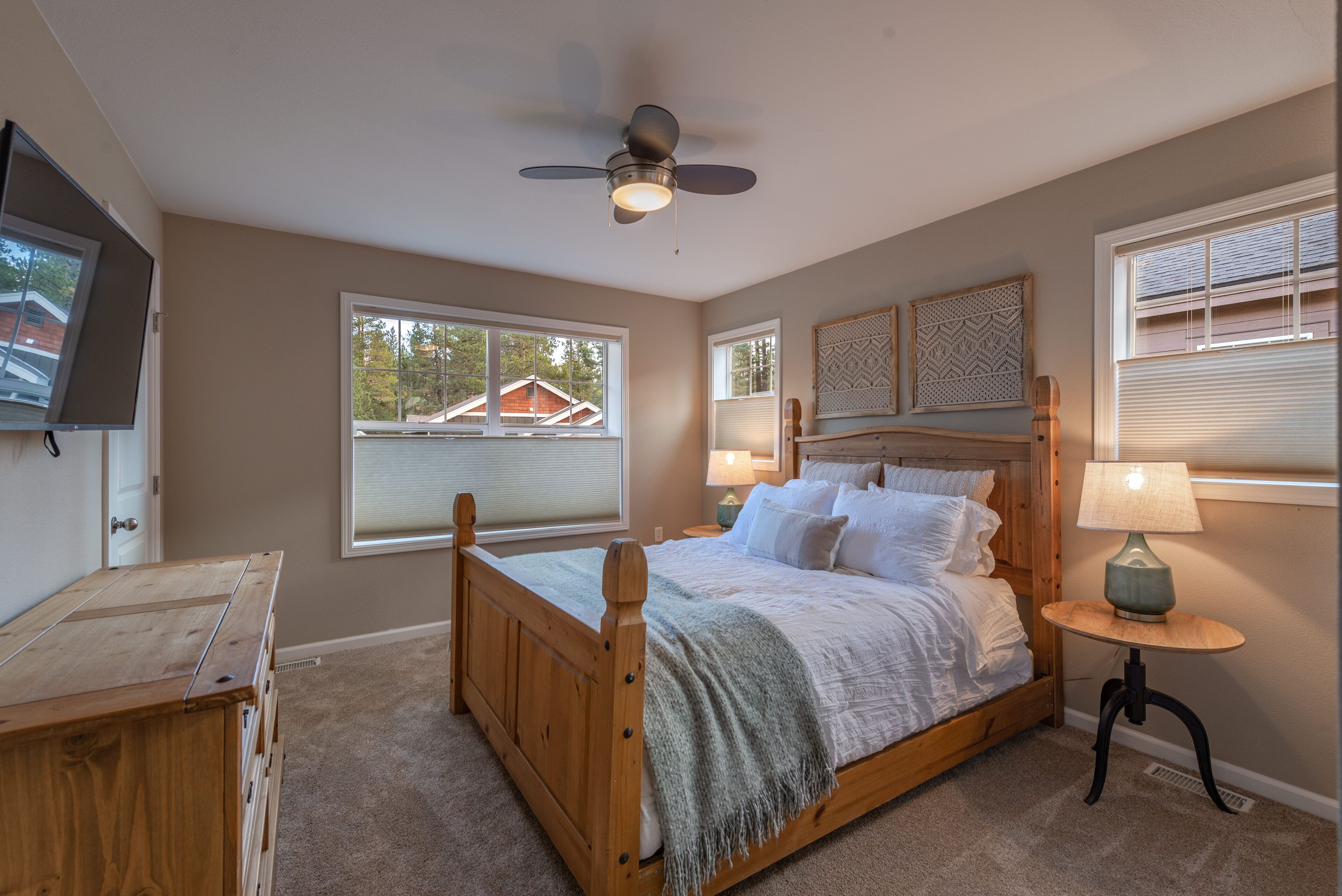 3 habitaciones, tabla de planchar con plancha y wifi gratis 