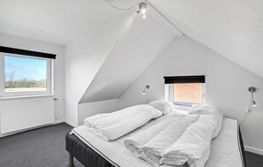 2 bedrooms, free WiFi