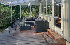 Terrace/patio - 2 bedroom gorgeous home in Aakirkeby (Aakirkeby)