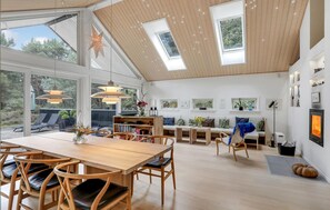 Interior - Lovely home in Nexø with WiFi (Nexø)