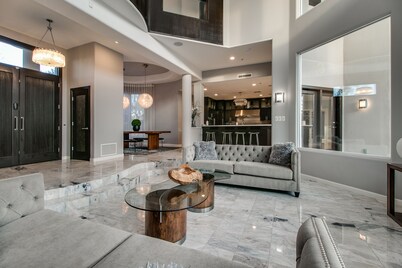 Stunning North Scottsdale Estate!  Private Sanctuary w/ Resort Like Yard!