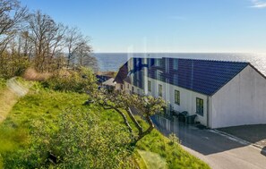 Exterior - 3 bedroom gorgeous home in Allinge (Allinge)