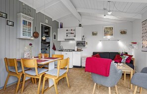 Dining - 1 bedroom cozy home in Allinge (Allinge)