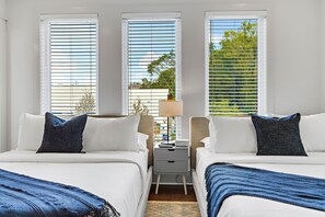 4 bedrooms, desk, iron/ironing board, WiFi