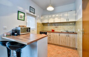 Frigorifero, lavastoviglie, macchina per tè/caffè