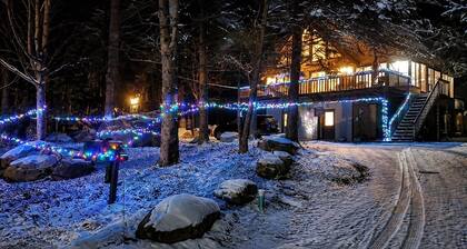 Visit Willow’s Place! All season Pocono Retreat! Kayaks, Canoes and Pedal Boat!