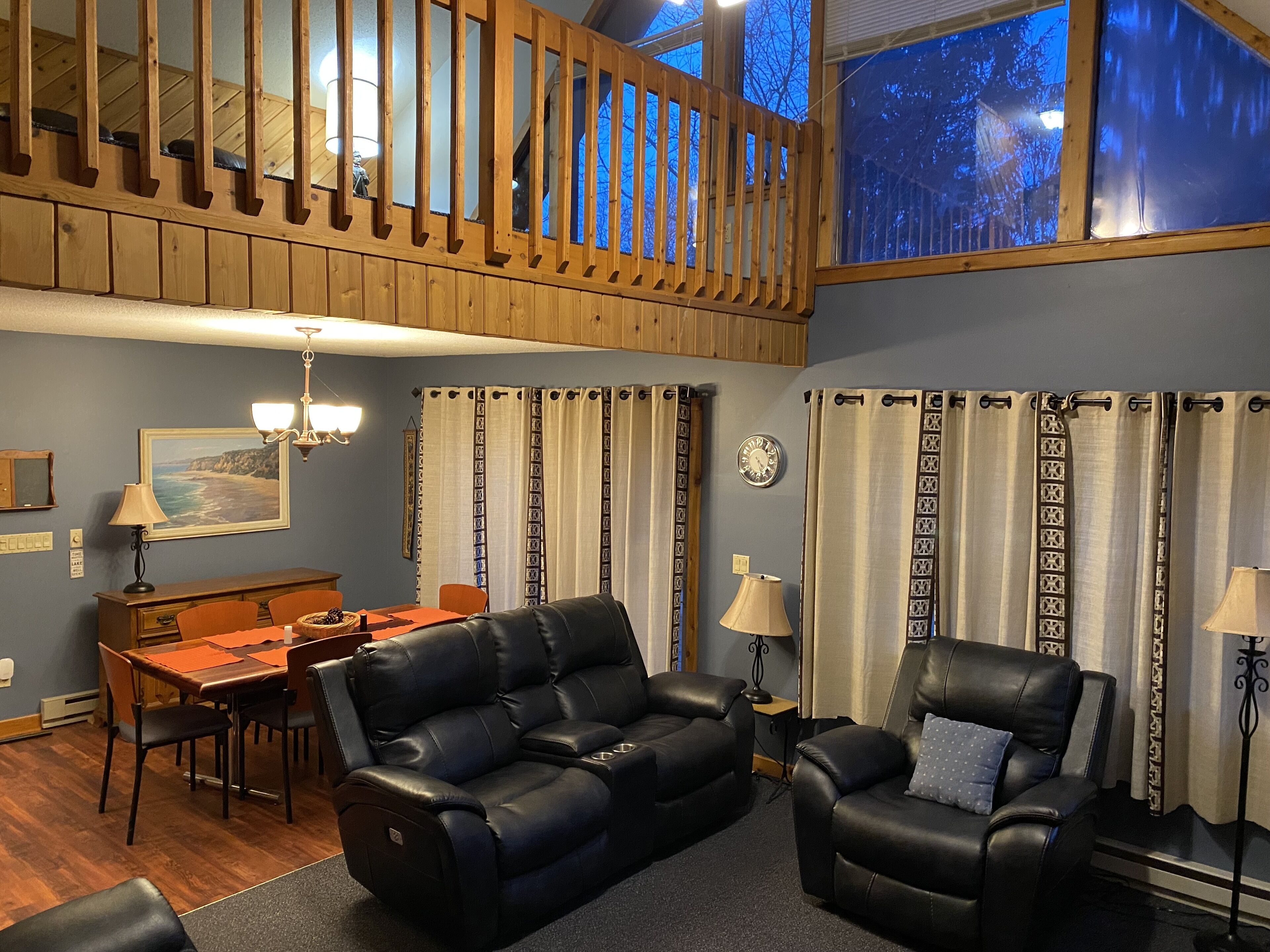 Téléviseur connecté, foyer, jeux vidéo, lecteur de DVD