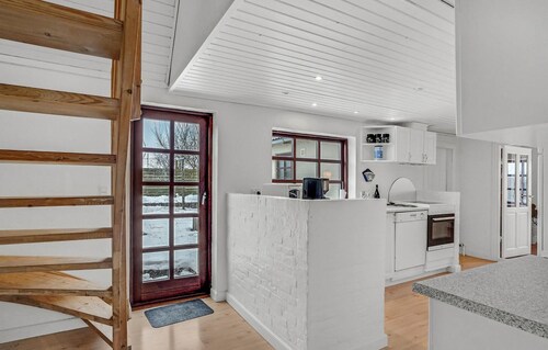 Lovely home in Hurup Thy with WiFi