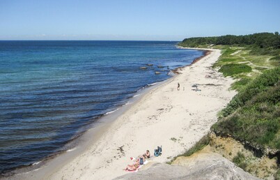 5 bedroom cozy home in Hasle