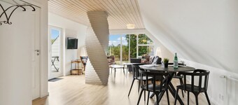 5 bedroom nice home in Hadsund