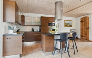 Kühlschrank, Herdplatte, Geschirrspüler