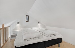 Free WiFi - Awesome apartment in Allinge with WiFi (Allinge)