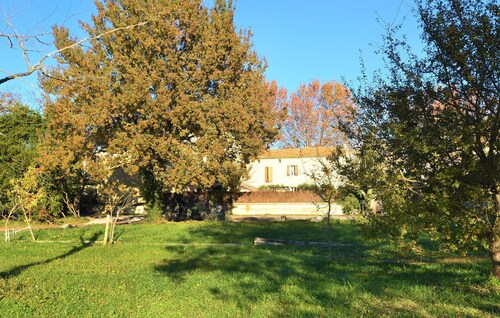 Cozy apartment in Monteux with WiFi