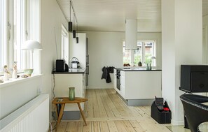 Réfrigérateur, plaque de cuisson, lave-vaisselle