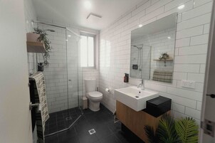 Private Superior Queen Ensuite Room | Baño