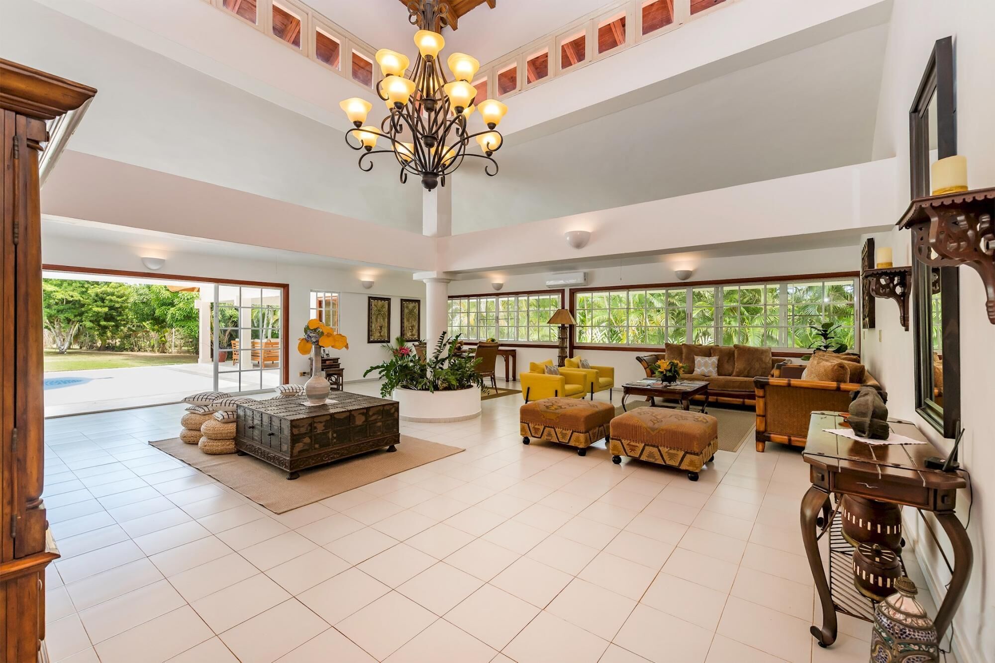 Casa de Campo Villa for Rent in Caribbean Style - With Pool Jacuzzi and Volleyball net