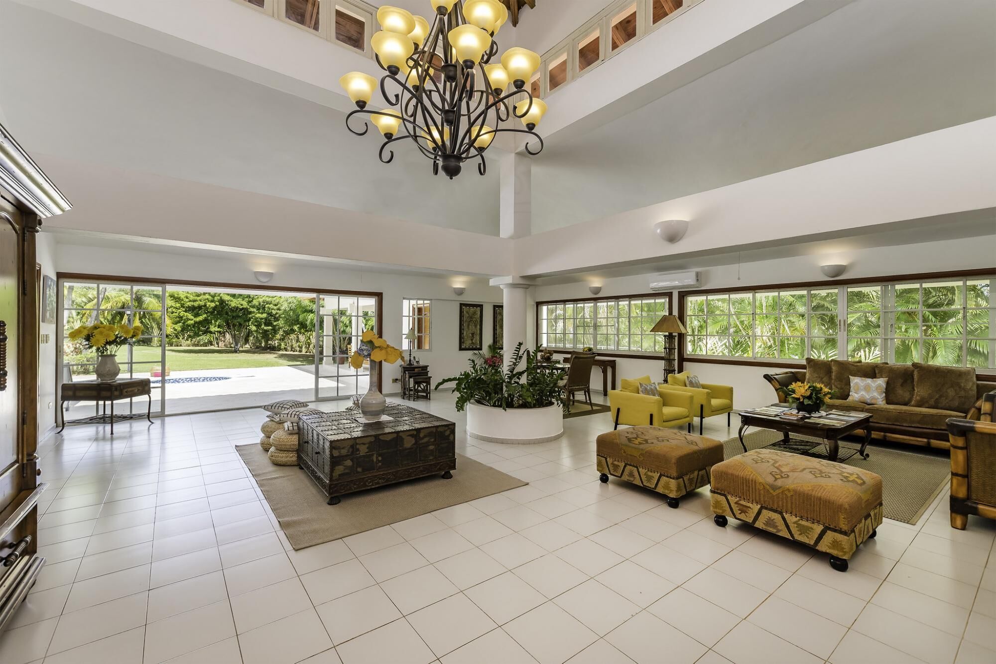 Casa de Campo Villa for Rent in Caribbean Style - With Pool Jacuzzi and Volleyball net