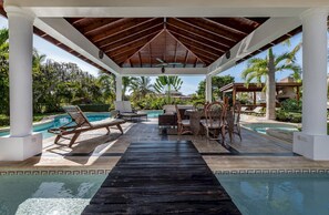 4 bedrooms, WiFi - Luxury Stunning Villa in Cocotal With Pool (Punta Cana)