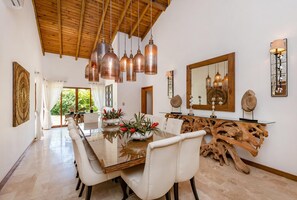 5 habitaciones y acceso a internet