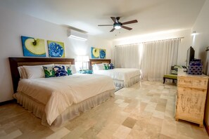 5 bedrooms, Internet - Luxurious 5-bdr Villa at Casa de Campo With Pool Jacuzzi Games Hibachi Staff (La Romana)