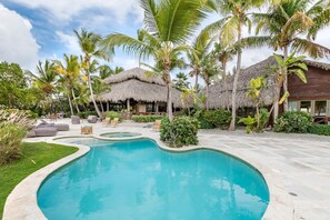 5 bedrooms, Internet - Cap Cana Villa for Rent Luxury Villa With Access to Eden Roc Beach (Punta Cana)