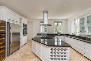 6 bedrooms, WiFi - Luxury 2 Levels Villa for Rent at Puntacana Resort Club - Chef Butler Maid Pool (Punta Cana)