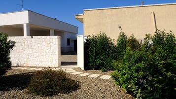 Villa | 5 bedrooms, WiFi